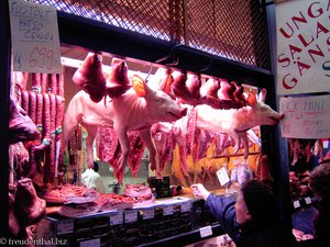 Schweinestand in der Zentralen Markthalle von Budapest