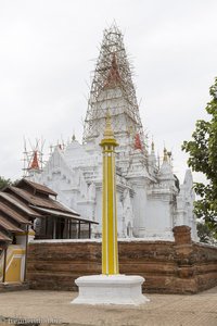 beim Lemyethna Tempel von Bagan