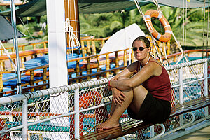 Anne auf dem Boot bei Alanya