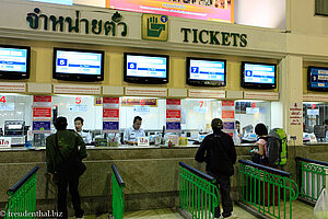 Fahrkartenschalter am Hauptbahnhof von Bangkok