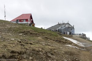 Bei der Bergstation der Telecabina Sinaia kurz vor dem großen Graupel