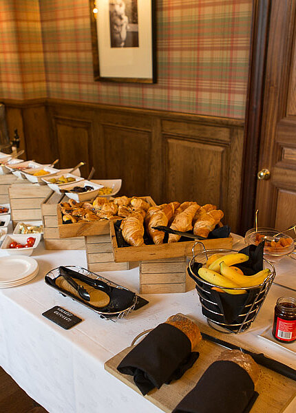 Frühstück im Restaurant vom Norwood Hall Hotel