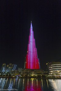 Lichtershow am Abend in Downtown Dubai
