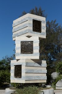 Grab beim Cementerio Tomás Acea