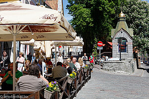 Straßencafé in der Lai-Straße