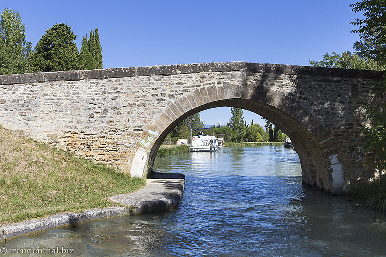 Brücke über den Canal du Midi