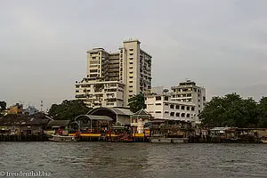 Dinner Cruise über den Mae Nam Chao Phraya