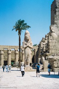 Im Innern des Tempel von Karnak