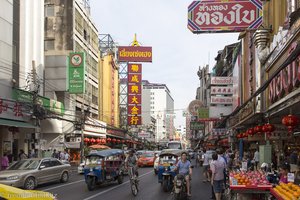 die Yaowarat Road von Chinatown Bangkok