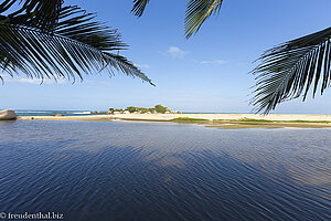 am Strand im Tayrona-Nationalpark von Kolumbien