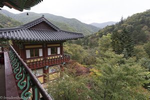 Sangwonsa Tempel über dem Tal des Odaesan