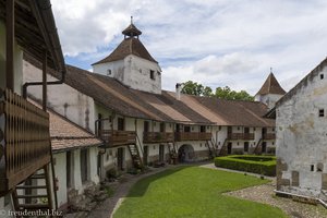 In der Kirchenburg Honigberg von Harman