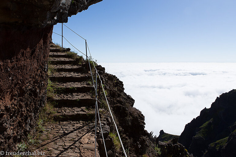steiler Wanderweg am Pico das Torres