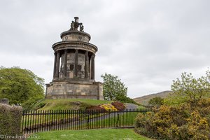 das Burns Monument auf dem Weg zum Calton Hill
