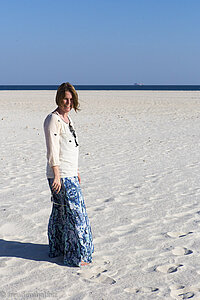 Anne am Strand beim Hilton Salalah Resort im Oman