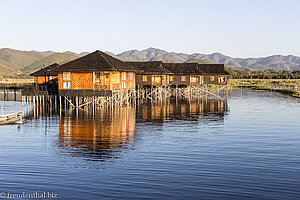 Bungalows beim Golden Island Cottage auf dem Inle-See