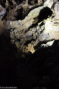 angestrahlte Decke in der Gruta do Natal