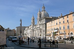 Piazza Navona mit der Kirche San Agnese
