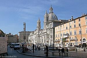 Piazza Navona mit der Kirche San Agnese