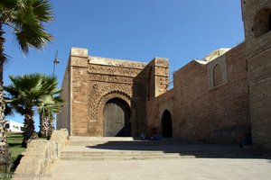 Stadtmauer und Oudaias-Tor zur Kasbah des Oudaias