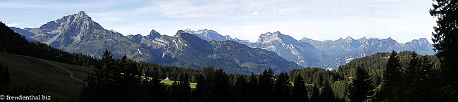 Panorama vom Fuß des Leistchamms nach Westen