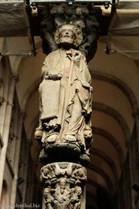 Statue des Apostel Jakobus beim Glorientor