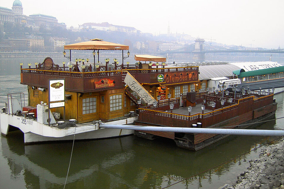 Columbus-Pub an der Donaupromenade Budapest