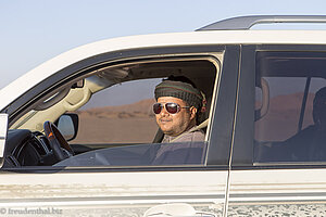 Fahrer in der Rub al-Khali zu den Sanddünen