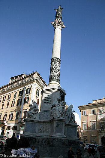 Säule auf dem Spanischen Platz