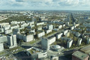 sonnige Aussicht über Berlin - Fernsehturm