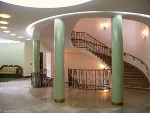 Hotel Europejski - Treppenaufgang
