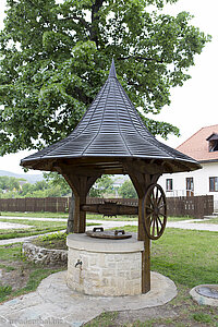 Wasserbrunnen beim Kloster Mănăstirea Căpriana in Moldawien