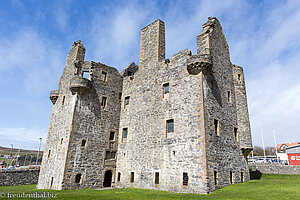 Das Scalloway Castle - ein Klotz in der Landschaft