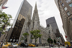 die St. Patrick’s Cathedral in Midtown New York