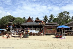 Pensionen und Restaurants bei Klong Nin auf Ko Lanta