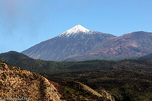 schneebedeckter Teide vom Mirador Santiago aus