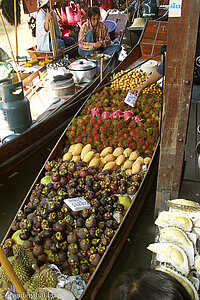 Mangostane, Rambutan und Langsat am Floating Market.