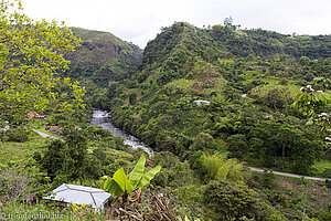 Blick auf den Rio Magdalena in den Bergen um San Agustín.