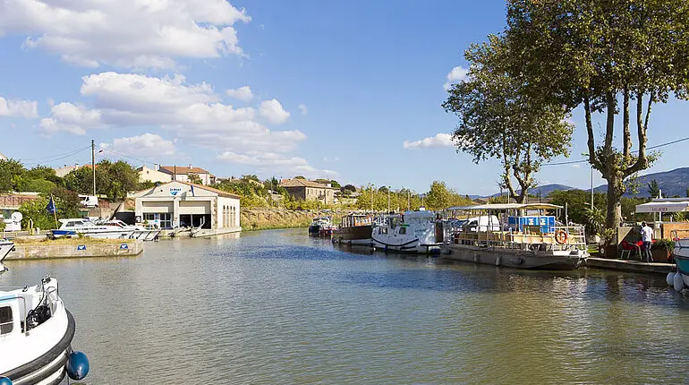 im Hafen von Trébes am Canal du Midi