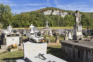 Friedhof bei der Notre Dame de Velles