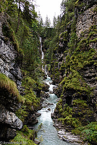 Blick zum Rotlechwasserfall