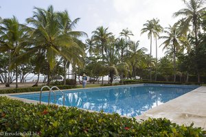 Hotelpool im Hukumeizi bei Palomino - Kolumbien.