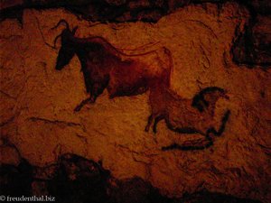 Höhlenmalerei im urzeitlich anmutenden Labyrinth von Budapest